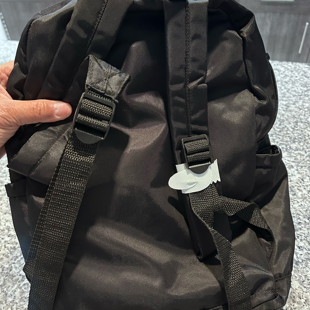 BLACK KITTEN BACKPACK • Medium • NWT • - Picture 2 of 11